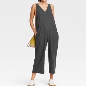 Universal Thread Jumpsuit Grey/Black Women’s size large